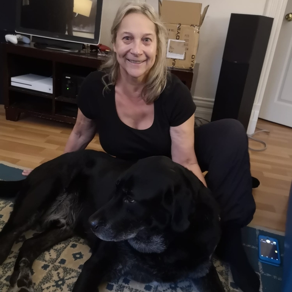 Meet your Posher, April - Picture 1 of 1